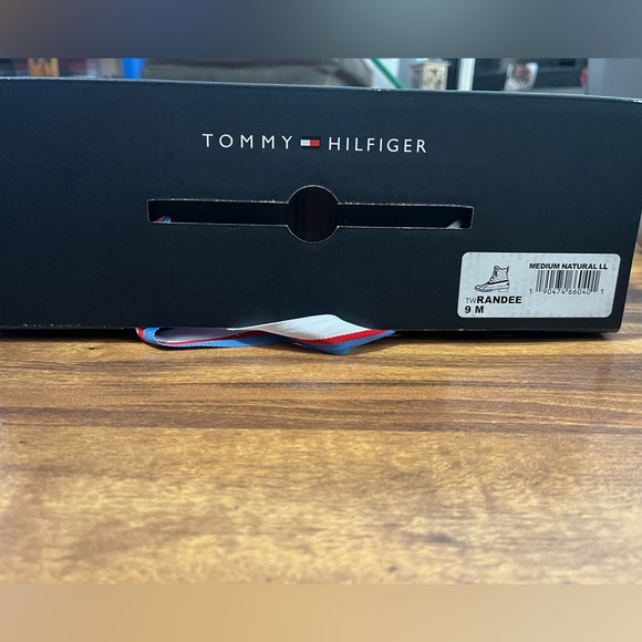 Tommy Hilfiger Randee Lined Duck Boots - Picture 6 of 6